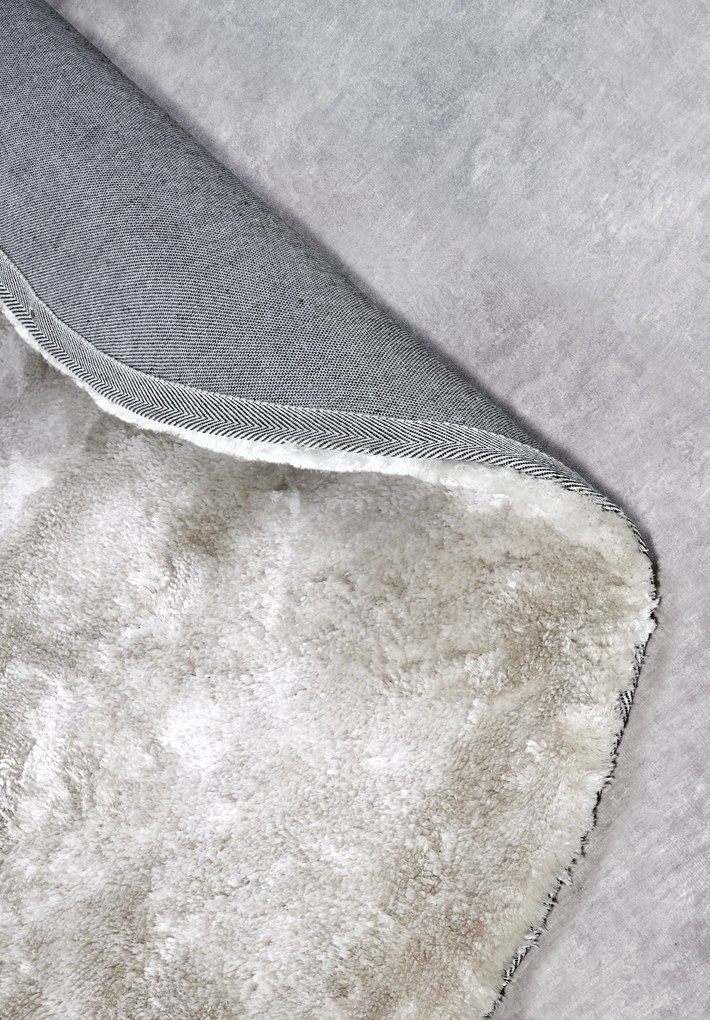 ELLE Decoration, Kusový koberec Cosy 106111 Cream kruh z kolekcie Elle, 160x160 (priemer) kruh, biela, obývacia izba