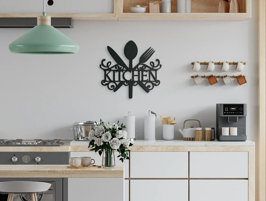 drevko Drevený nápis Kitchen s príborom a zdobením Rozmer obrazu: 32,5 x 34,5 cm, Farba dekorácie: Čierna