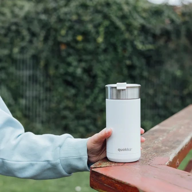 Nerezový termohrnček so sitkom Boost White 400 ml
