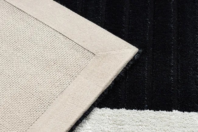 Koberec PEARL 51327H rám / grécky / štrukturálny, čierny