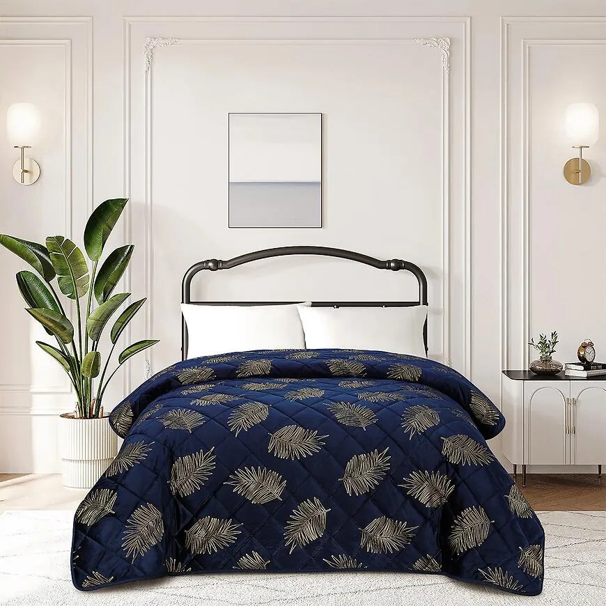 Prikrývka na posteľ Poli 2504-2 tmavomodrá 220x250 cm