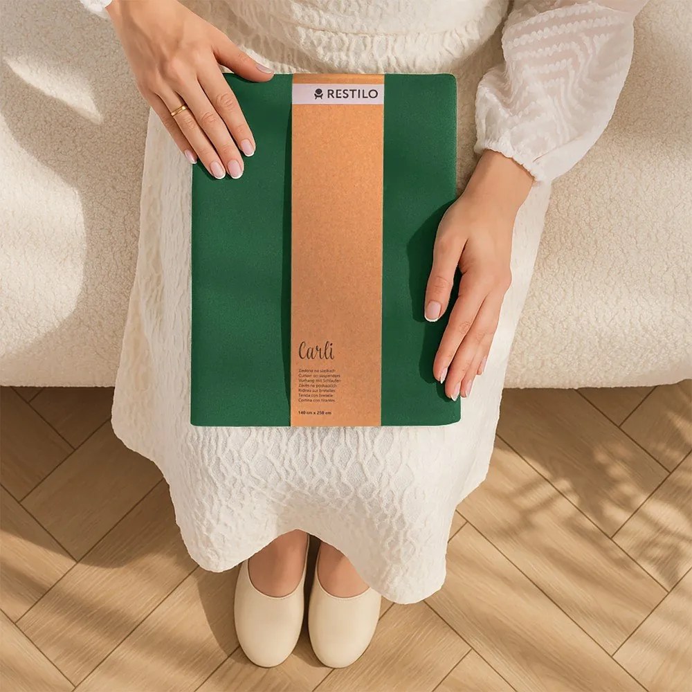 Tmavozelený dimout záves 140x270 cm Carli – Restilo