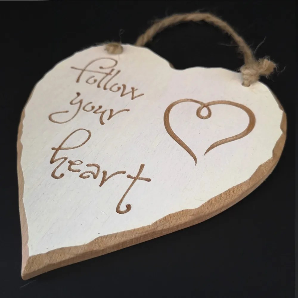 AMADEA Drevené srdce s rytým textom - Follow your heart, masívne drevo, 16x15x1 cm