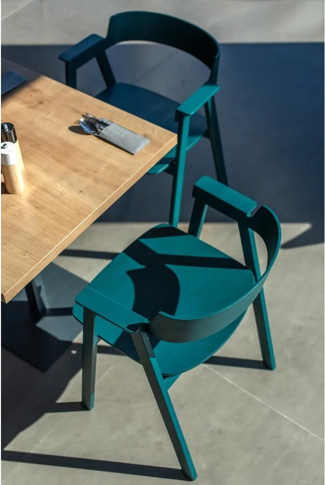 Jedálenská stolička s podrúčkami z dubového dreva v petrolejovej farbe Flip – Gazzda