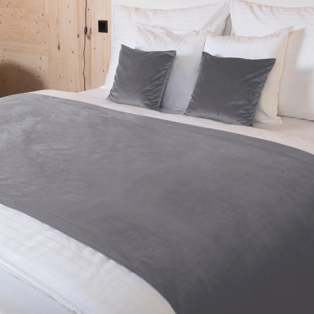 Biante Zamatový prehoz na posteľ Velvet Prémium SVP-013 Sivý 200x220 cm