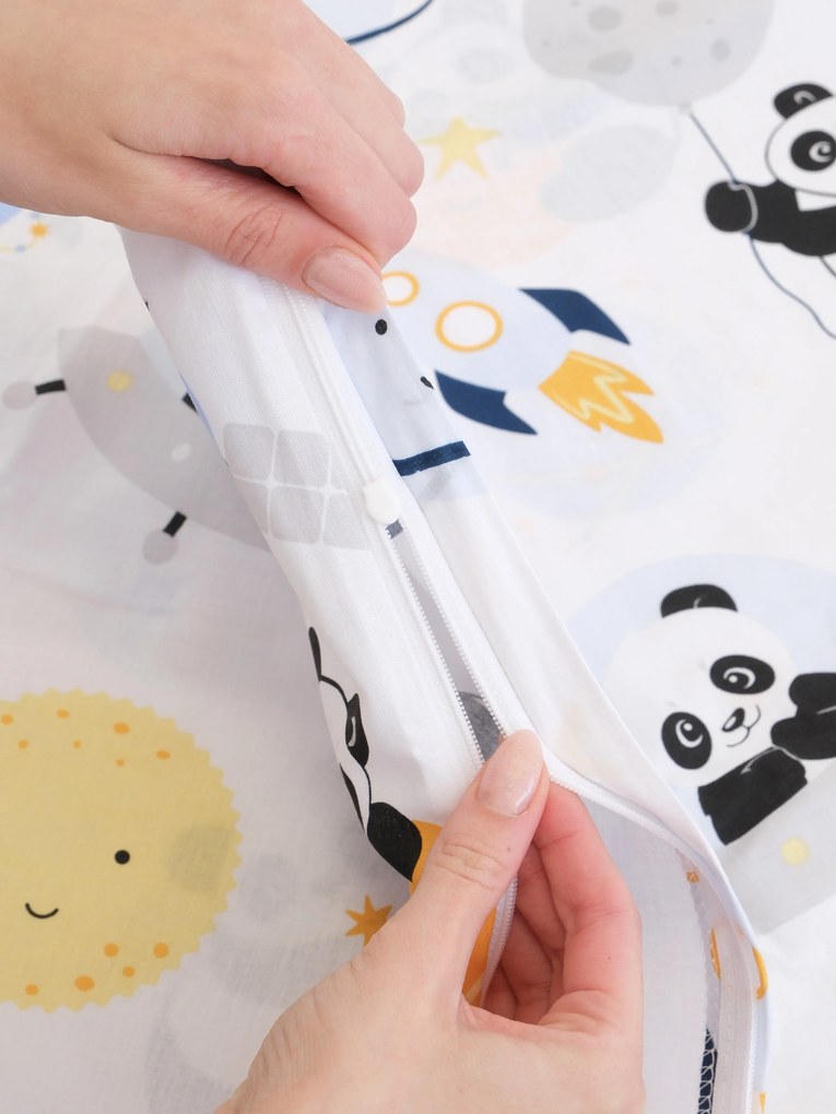 Bavlnené obliečky Renforcé do postieľky - Vesmírna panda 100 × 135 cm, 40 x 60 cm