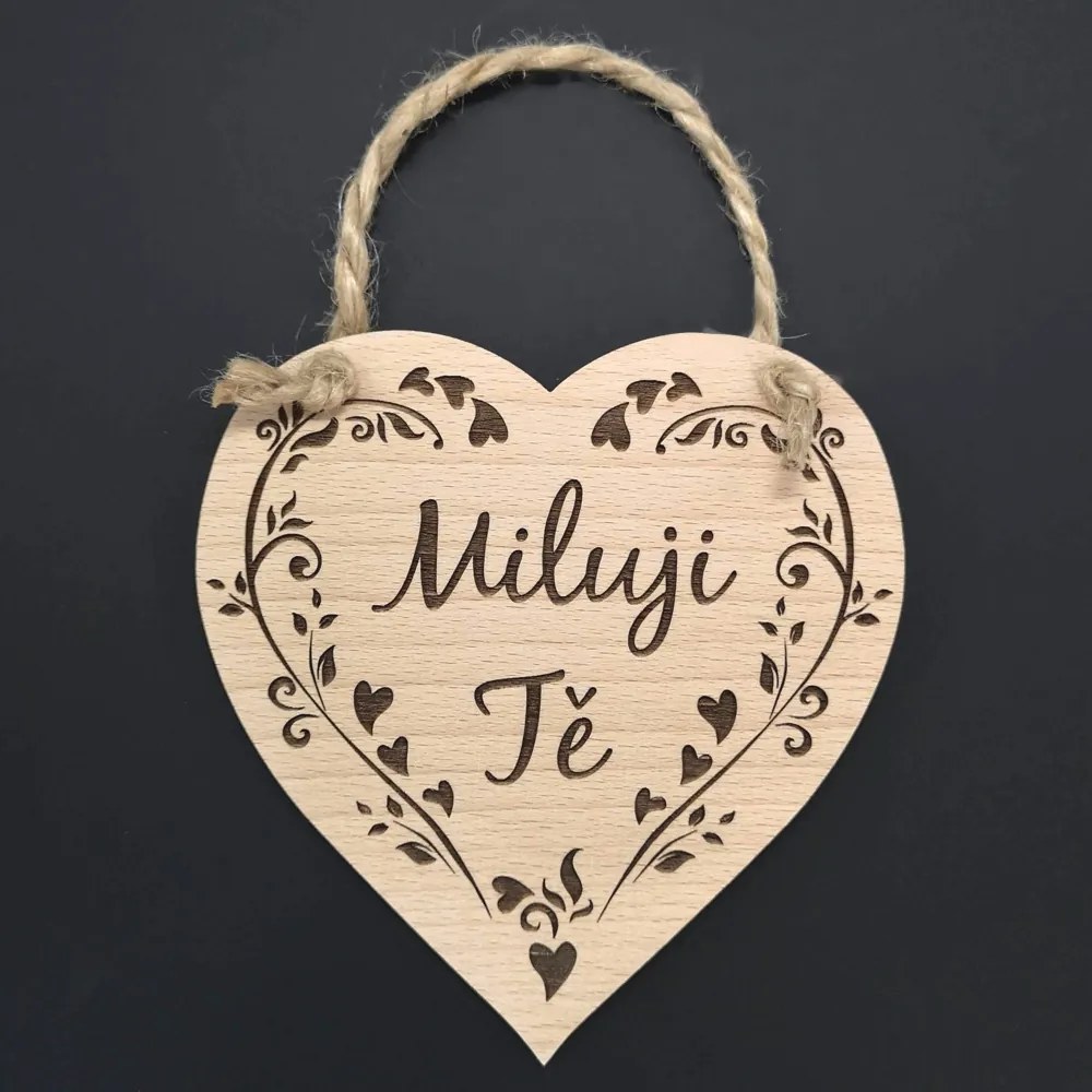 AMADEA Drevené srdce s textom Milujem Ťa, masívne drevo, 16 x 15 cm