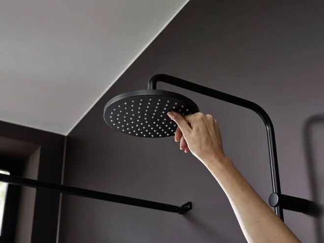 Hansgrohe Vernis Blend, termostatická sprchová súprava, hlavová sprcha + ručná sprcha, čierna matná, HAN-26276670