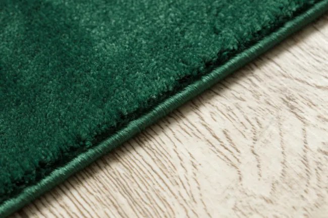 Koberec EMERALD exkluzívny 1021 glamour, styl art deco fľaškovo zelený / zlatý