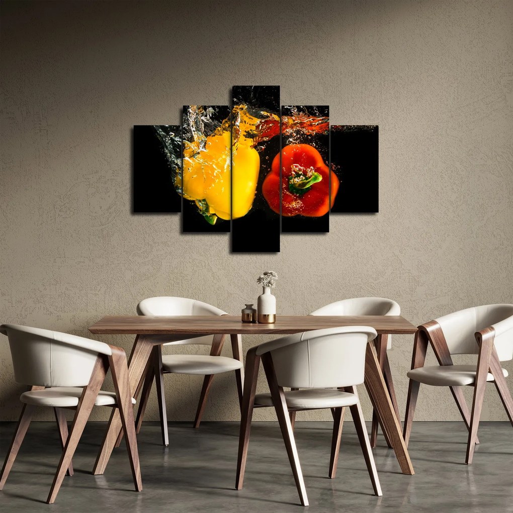 Obraz - papriky vo vode (150x105 cm)