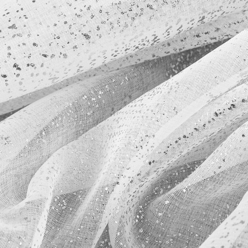 VIANOČNÁ ZÁCLONA NA KRÚŽKOCH ELSA 140X250 CM VZOROVANÁ