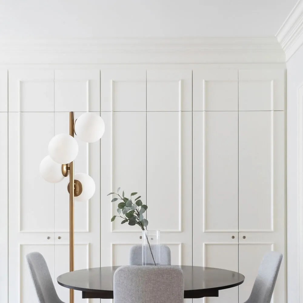 Stojacia lampa v čierno-zlatej farbe so skleneným tienidlom (výška 130 cm) Faze – Opviq lights