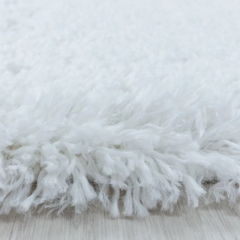 Biely okrúhly koberec ø 160 cm Fluffy – Ayyildiz Carpets