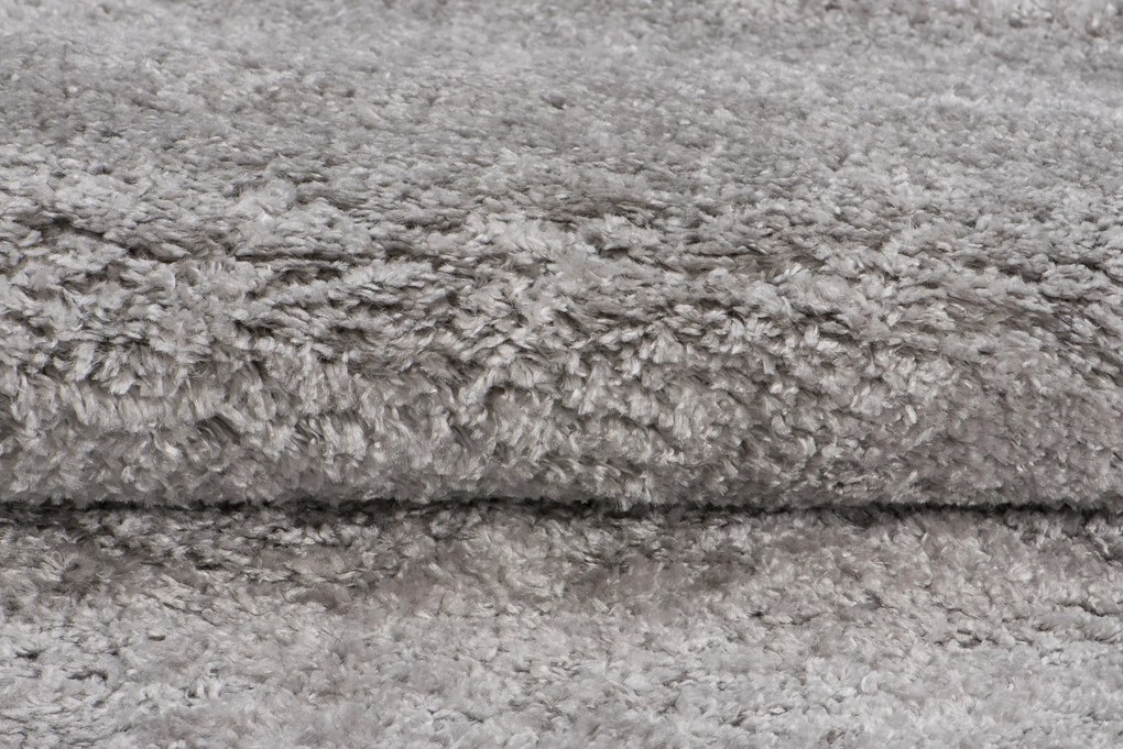 TA Koberec 6365A ŠEDÁ VERSAY EJF Rozmer: 100x250 cm