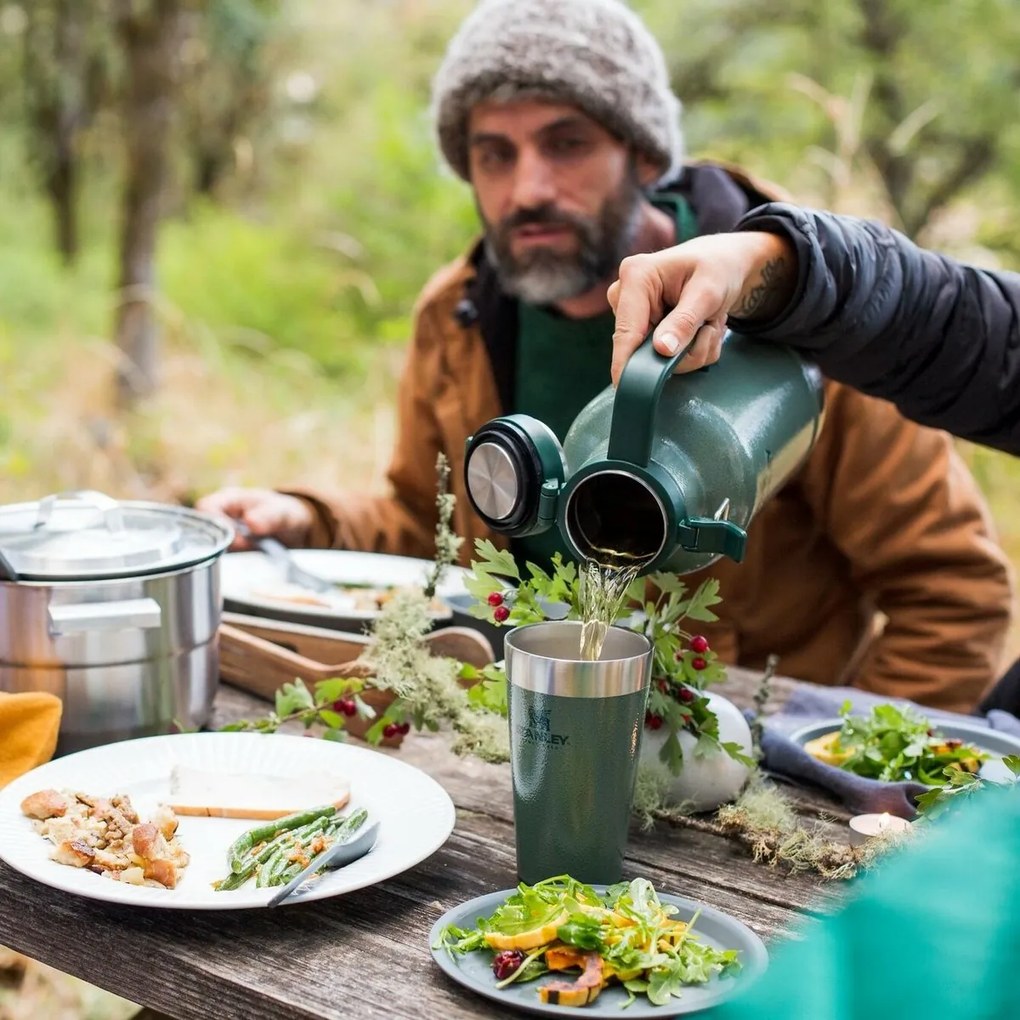 Stanley Džbán na pivo Easy-Pour Growler 1,9 l Hammertone Green