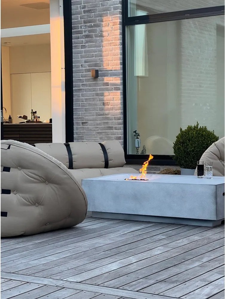 Biele rozkladacie kreslo vhodné do exteriéru Karup Design Design OUT™ Nido White
