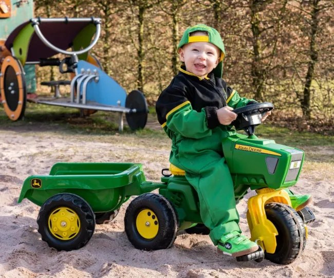 Šlapací traktor Rolly Toys John Deere trojkolesový s prívesom 052769