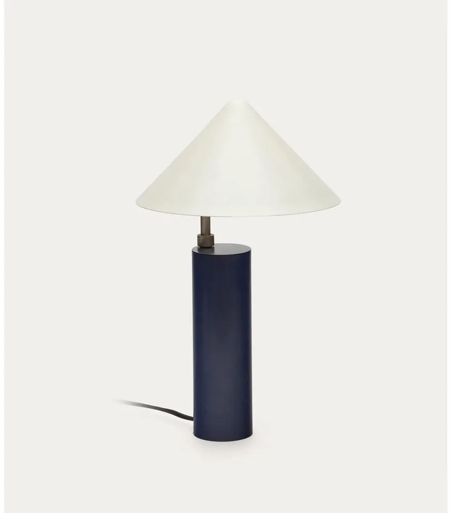 Tmavomodrá stolová lampa s kovovým tienidlom (výška 42 cm) Shiva – Kave Home
