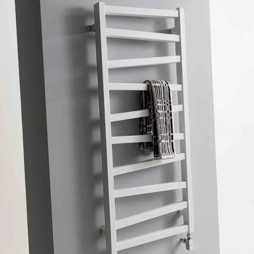 Terma Zigzag 1070x500 kombinovaný radiátor RAL9016 Z8
