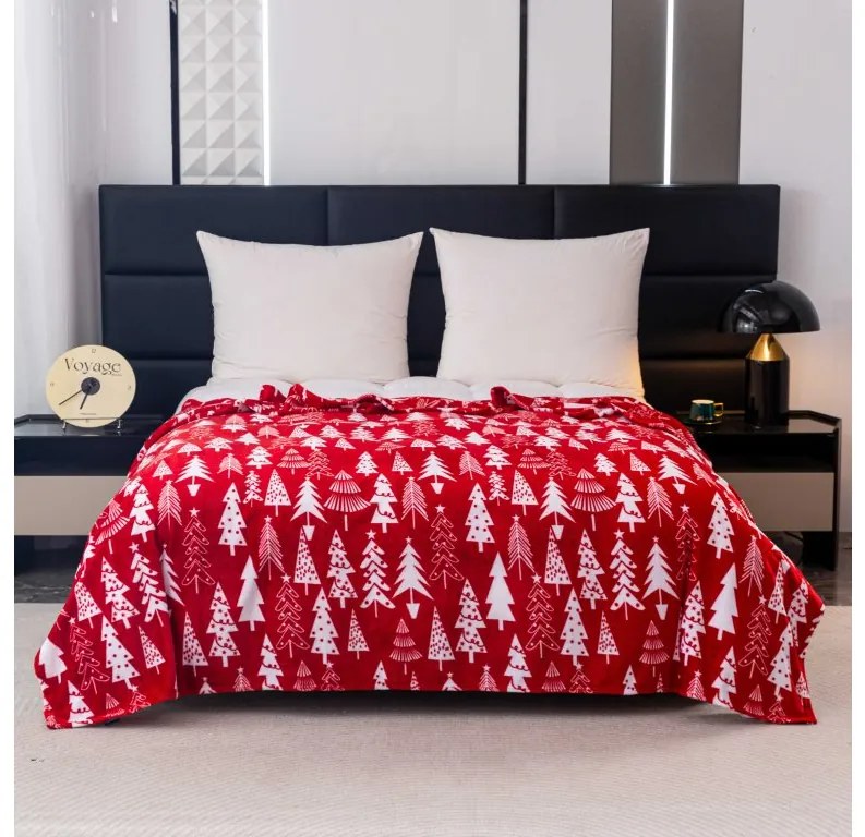 Červená vianočná mikroplyšová deka CHRISTMAS TREES Rozmer: 160 x 200 cm