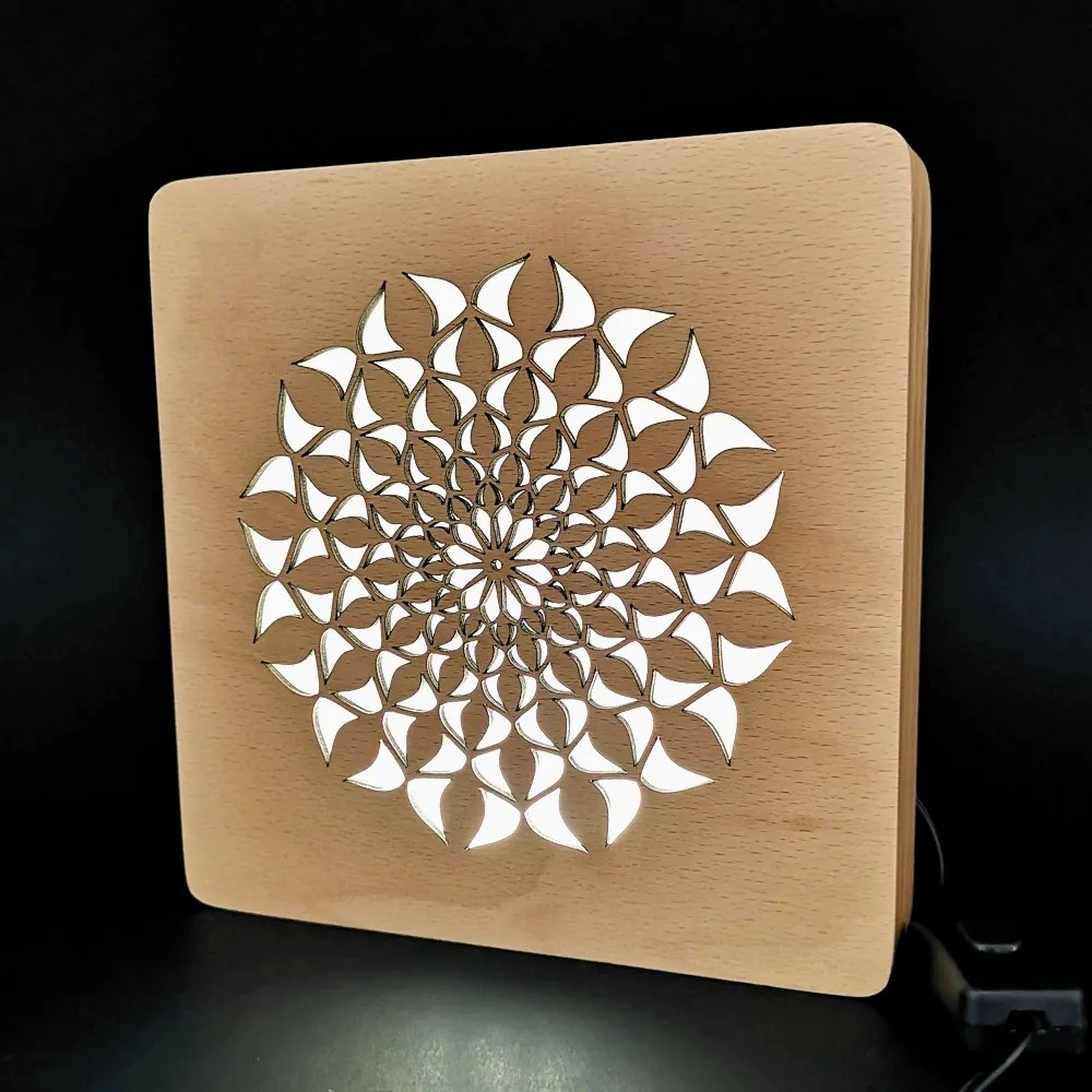 AMADEA Drevená lampička s motívom mandaly, veľkosť 20 cm, s LED osvetlením s trafom na 12V