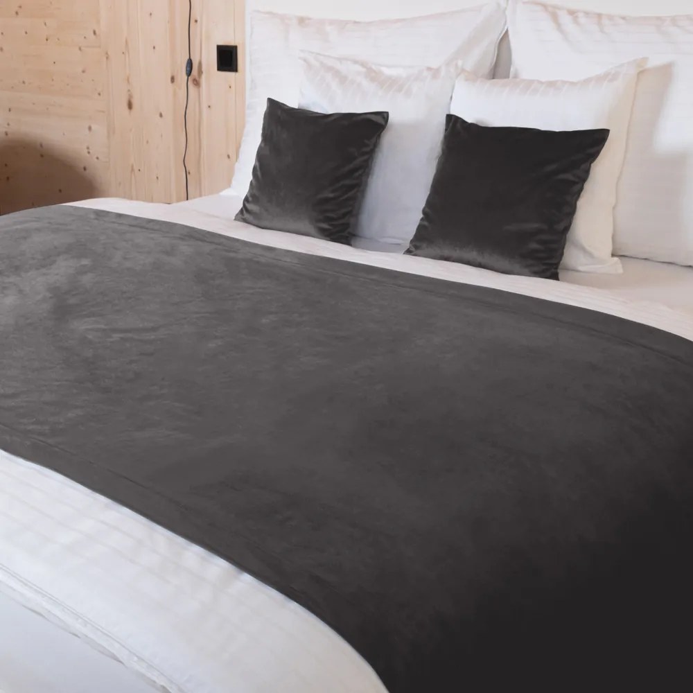 Biante Zamatový prehoz na posteľ Velvet Prémium SVP-017 Tmavo sivý 140x200 cm