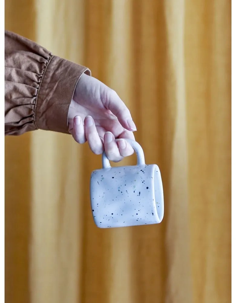 Svetlomodrý hrnček z kameniny 210 ml Sprinkle – Bloomingville