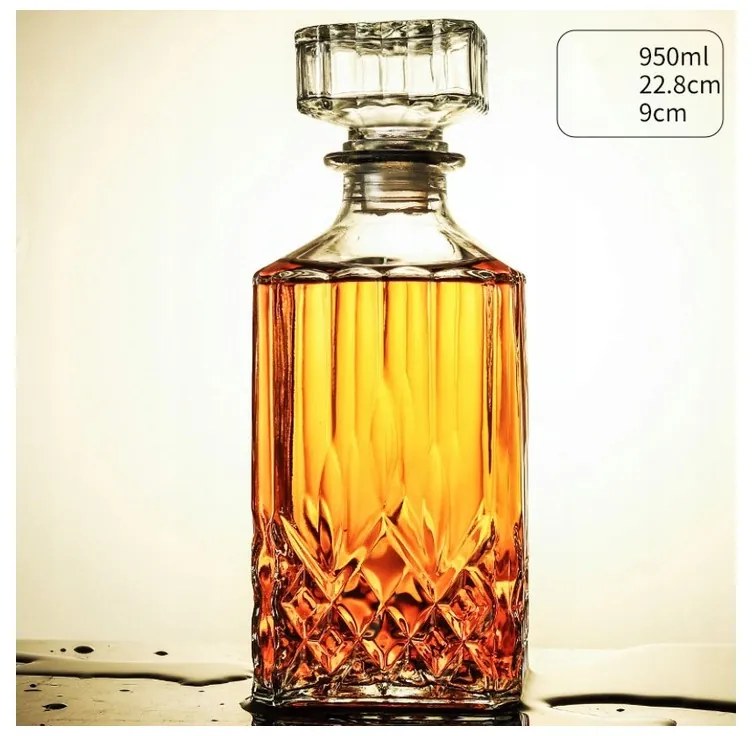eCa Sklenená karafa na whisky - 950 ml