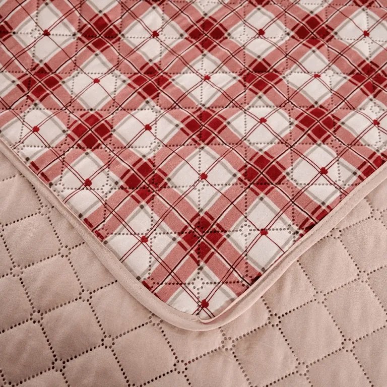 Prehoz na posteľ TARTAN HEART, farebný Rozmer: 220 x 240 cm