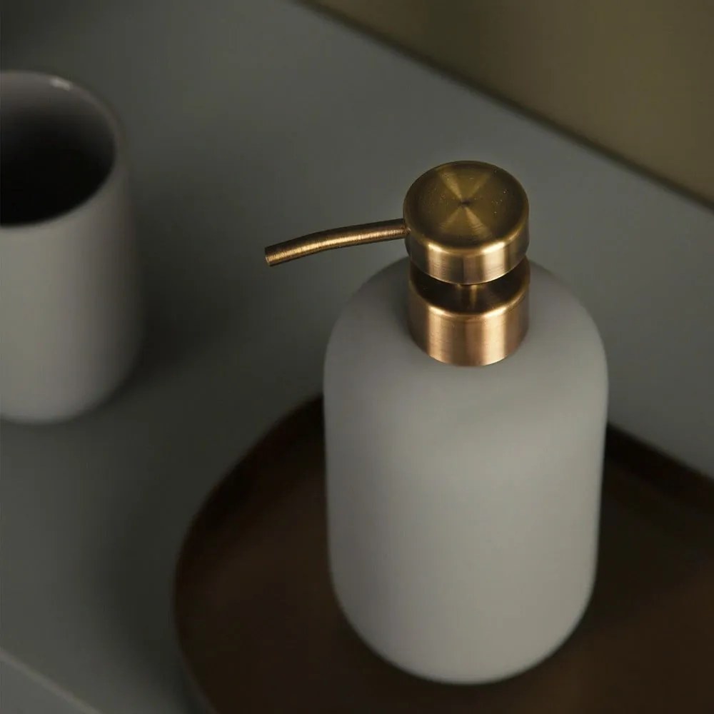 Zelený keramický dávkovač mydla 200 ml Lotus – Mette Ditmer Denmark