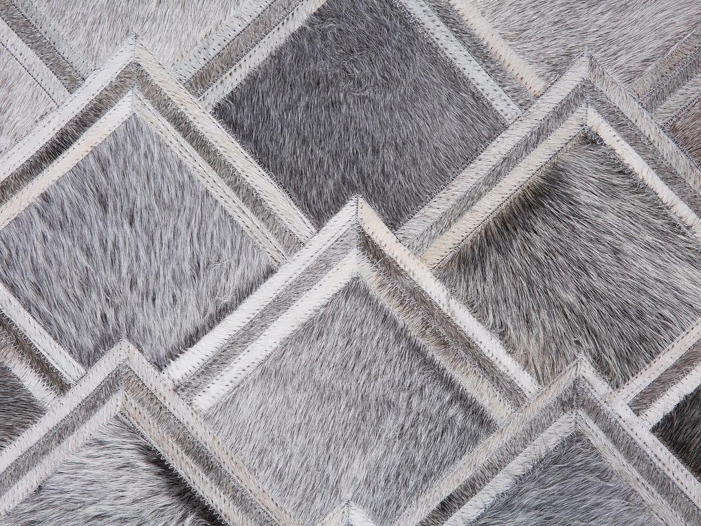 Kožený koberec 160 x 230 cm sivý AGACLI Beliani