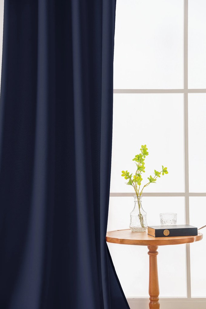 Tmavomodrý záves OXFORD LIGHT 140x250 cm Zavesenie: Riasiaca páska