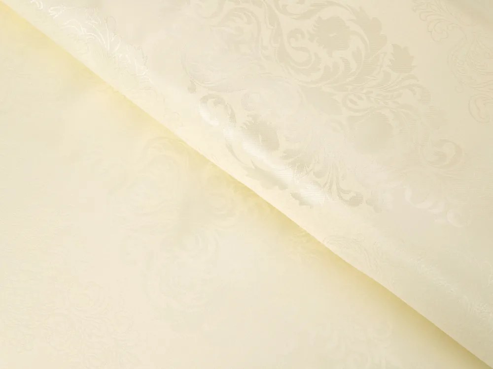 Biante Teflónový oválny obrus TF-104 Svetlo vanilkový zámocký vzor 80x120 cm