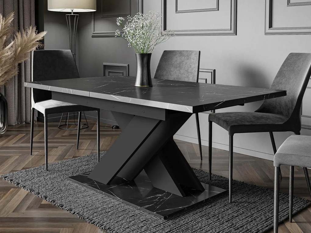 Jedálenský stôl Lezuma, Farby: čierny lesk