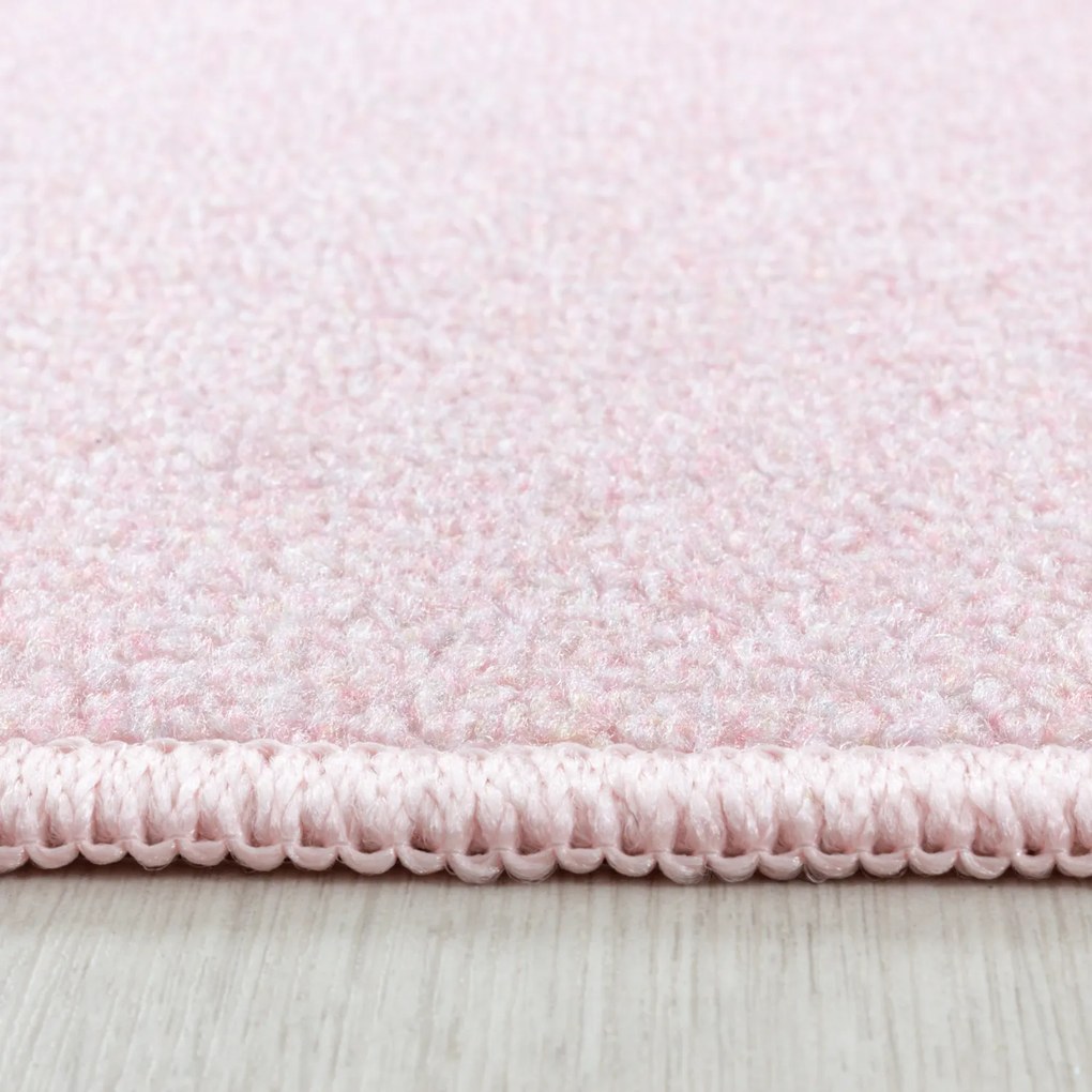 Ayyildiz koberce Kusový koberec Play 2901 pink - 140x200 cm