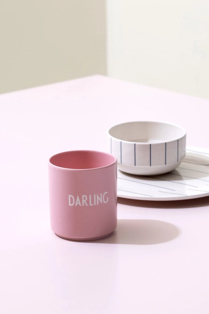 DESIGN LETTERS Porcelánový hrnček Darling Pink 300 ml