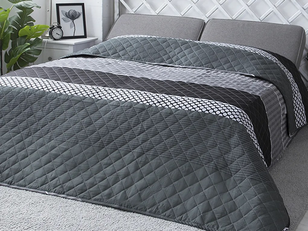 XPOSE® Prikrývka na posteľ VLADIMÍRA - čierna/sivá 220x240 cm