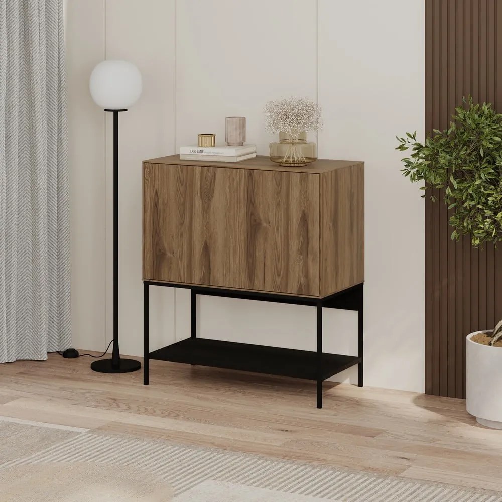 Skrinka v dekore duba v čierno-prírodnej farbe 80x90x40 cm Amira – Marckeric