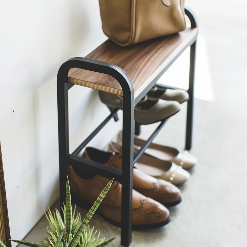 Kovový stojan na topánky v čierno-prírodnej farbe Tower – YAMAZAKI