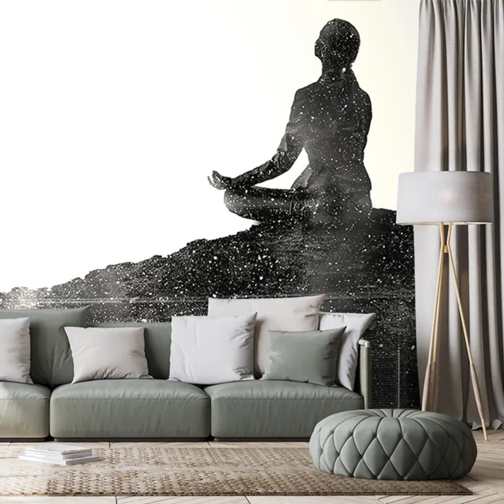 Samolepiaca tapeta meditácia ženy v čiernobielom prevedení - 150x100