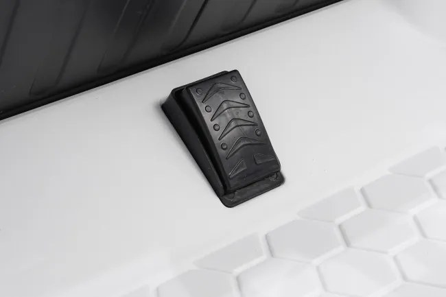Elektrické autíčko Porsche Taycan Turbo S biele