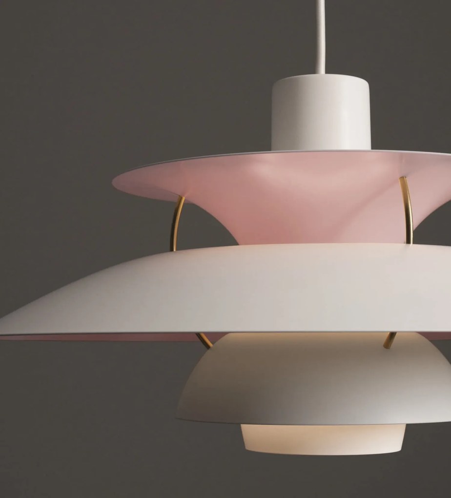 Louis Poulsen Závesná lampa PH 5 White/Pale rose – výročná edícia