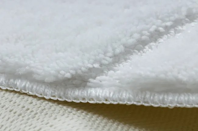 Kúpeľňový koberček SUPREME LINES línie, biely kruh