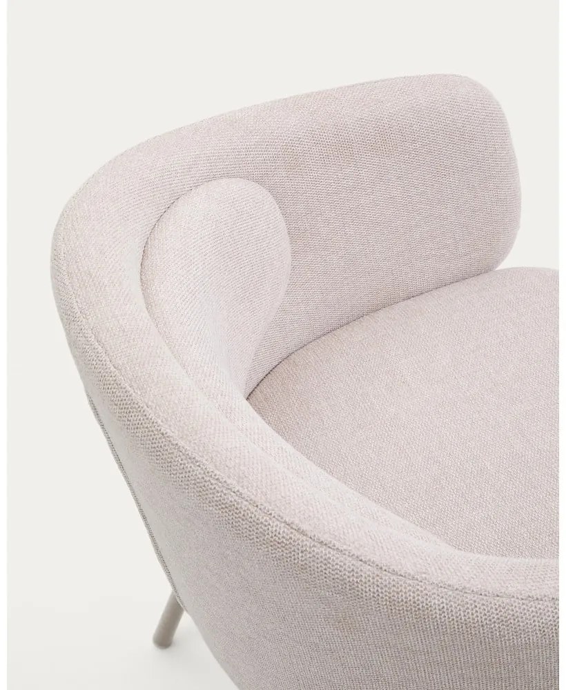 Béžové čalúnené jedálenské kreslo s podrúčkami Minda – Kave Home