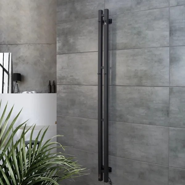 Elektrický sušák na uteráky s termostatom SILOUETTE 200W/230V 150,6cm IP44 čierny pravý