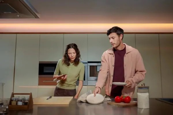 Philips - stmievateľný LED RGBW pás Hue FLUX 3m LED/29W/230V 2200-6500K