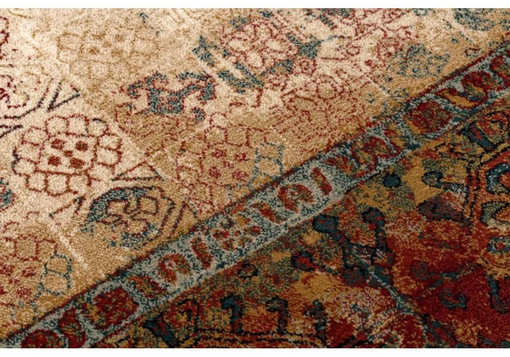Vlnený kusový koberec Pamuka krémovo vínový 235x350cm