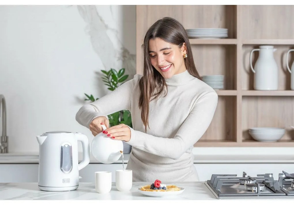 Black+Decker BXKE2204E Rýchlovarná kanvica, biela