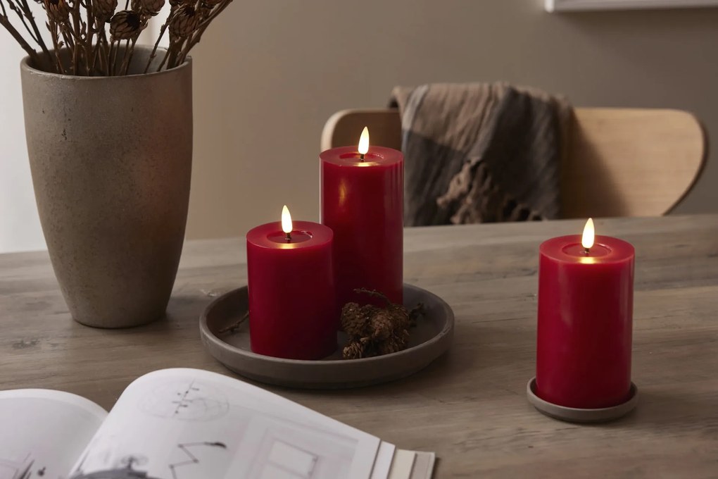 STAR TRADING LED sviečka Flamme Flow Pillar Red 17,5 cm