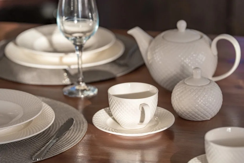 Šálka s podšálkou Diamond Line 220 ml, biely s reliéfem